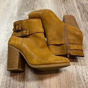 Lucky Brand Leather Booties 4 in heel Size 9